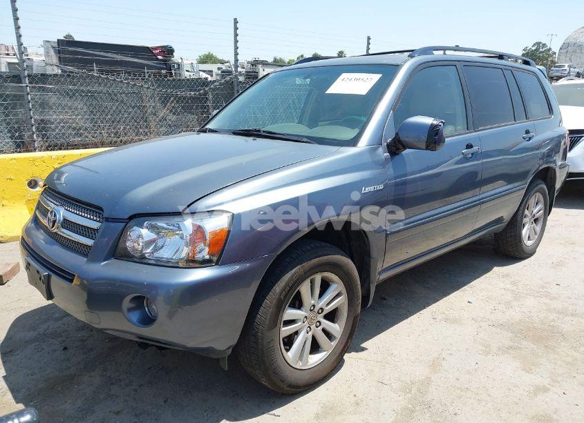 Photo 2 of 2006 Toyota Highlander HYBRID LIMITED V6 (VIN JTEEW21A460003236)