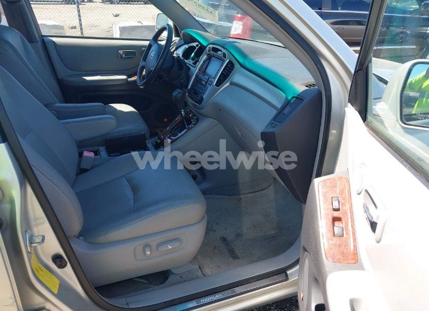 Photo 5 of 2006 Toyota Highlander HYBRID LIMITED V6 (VIN JTEEW21A560001432)