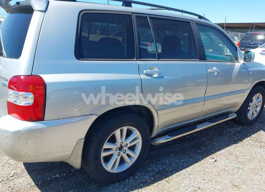 Photo 6 of 2006 Toyota Highlander HYBRID LIMITED V6 (VIN JTEEW21A560001432)