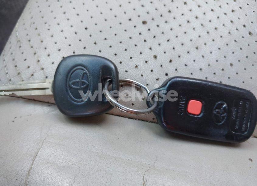 Photo 11 of 2006 Toyota Highlander HYBRID LIMITED V6 (VIN JTEEW21A660020314)