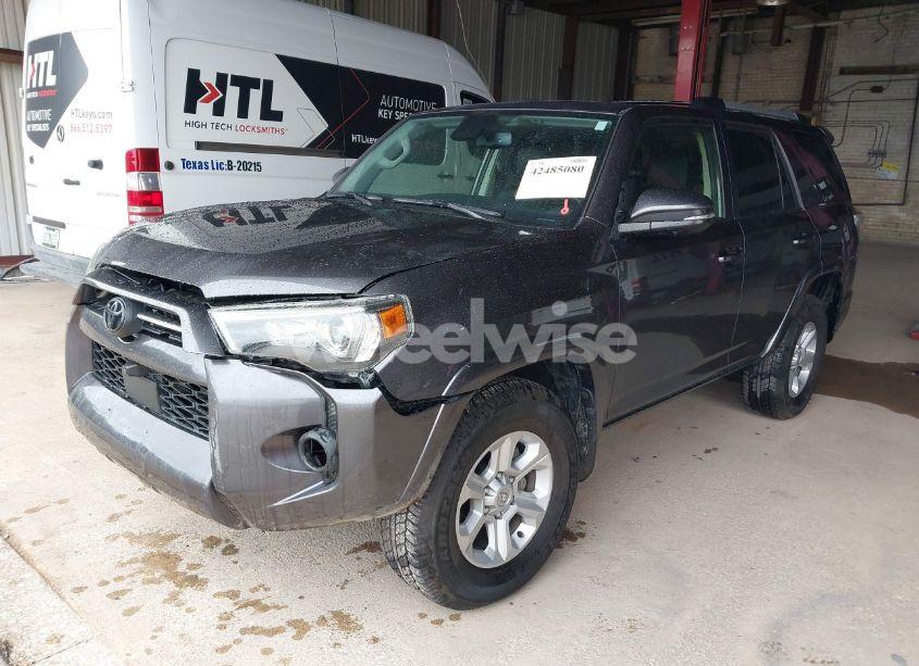 Photo 2 of 2023 Toyota 4runner SR5 PREMIUM (VIN JTEFU5JR2P5283583)