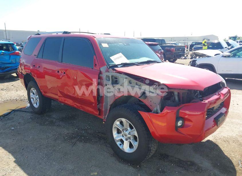 2022 Toyota 4runner SR5 PREMIUM (VIN JTEFU5JR4N5260125) main photo