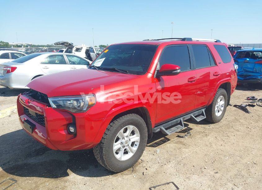 Photo 2 of 2022 Toyota 4runner SR5 PREMIUM (VIN JTEFU5JR4N5260125)