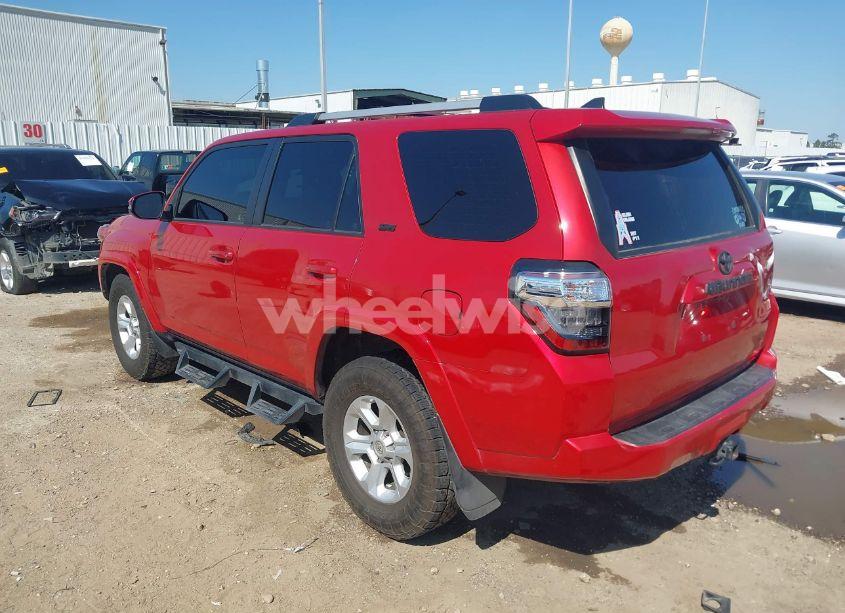 Photo 3 of 2022 Toyota 4runner SR5 PREMIUM (VIN JTEFU5JR4N5260125)