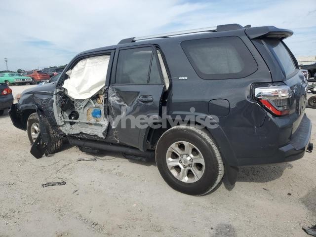 Photo 7 of 2024 TOYOTA 4RUNNER SR5 N/A (VIN JTEFU5JR4R5309166)