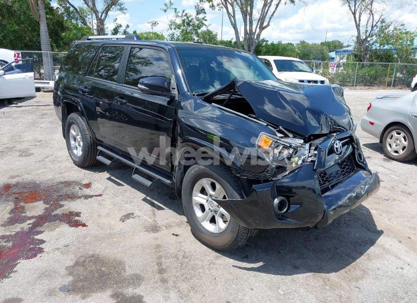 2021 Toyota 4runner SR5 PREMIUM (VIN JTEFU5JR7M5239221) main photo