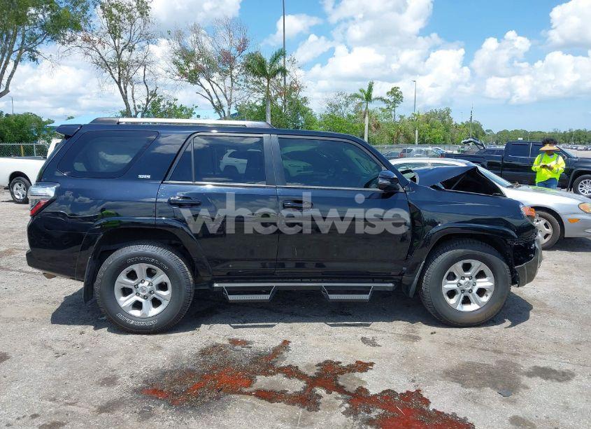 Photo 13 of 2021 Toyota 4runner SR5 PREMIUM (VIN JTEFU5JR7M5239221)