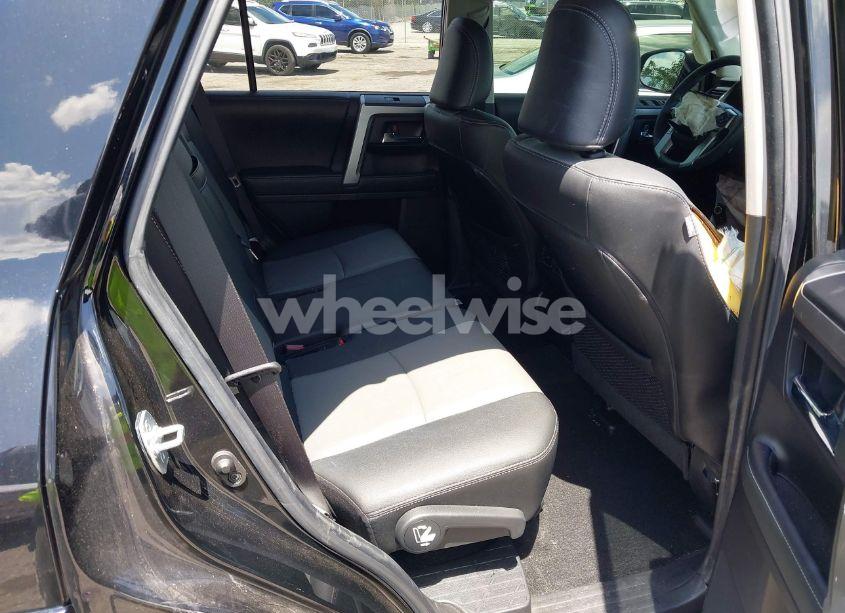 Photo 8 of 2021 Toyota 4runner SR5 PREMIUM (VIN JTEFU5JR7M5239221)