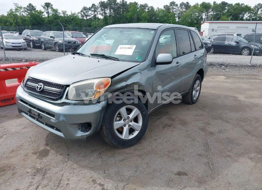 Photo 2 of 2004 Toyota Rav4 (VIN JTEGD20V140025663)