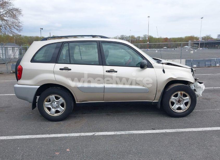 Photo 13 of 2004 Toyota Rav4 (VIN JTEGD20V140031172)