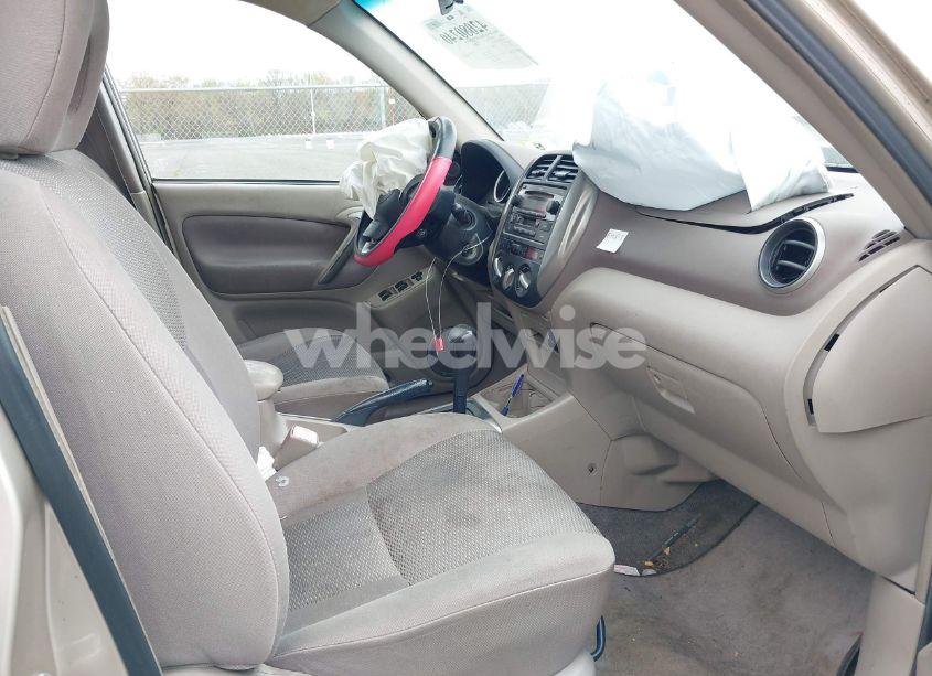 Photo 5 of 2004 Toyota Rav4 (VIN JTEGD20V140031172)