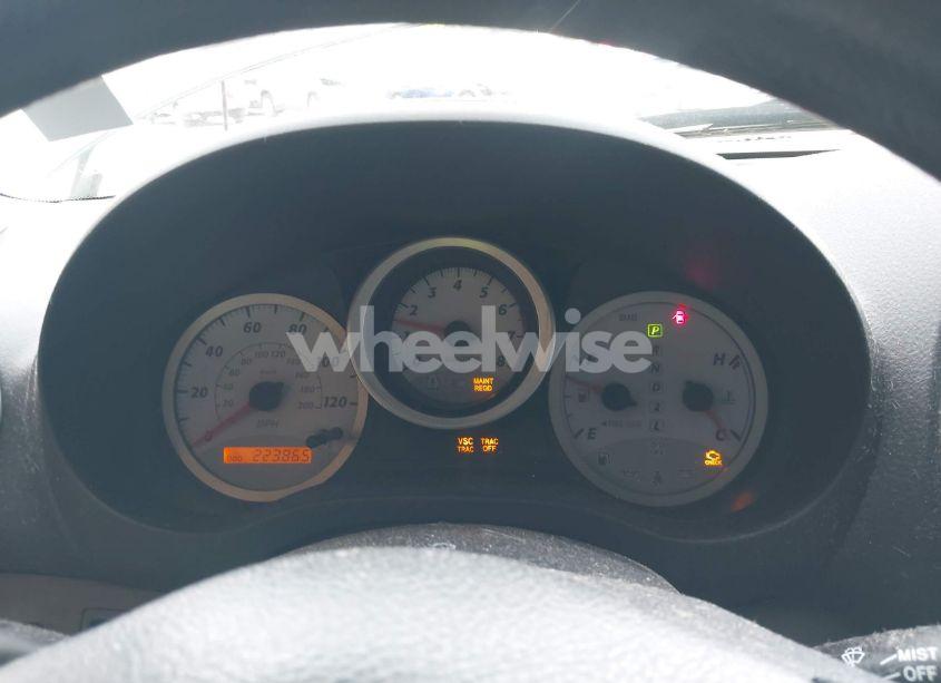 Photo 7 of 2004 Toyota Rav4 (VIN JTEGD20V240027583)