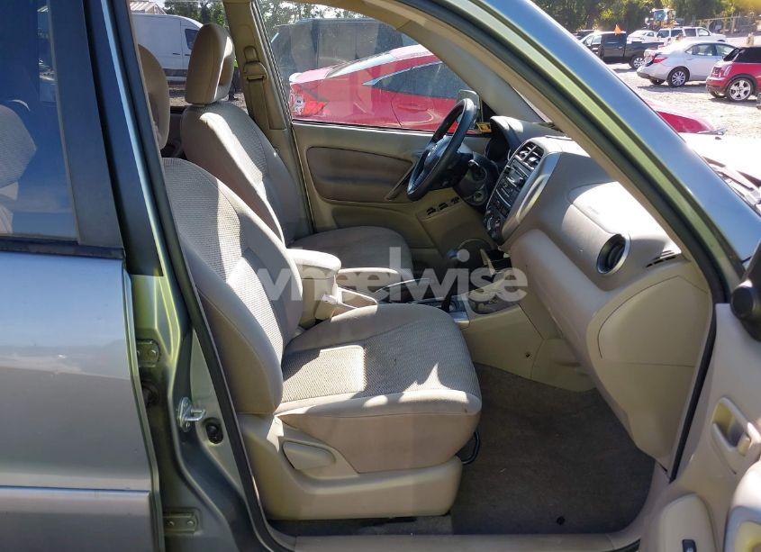 Photo 5 of 2004 Toyota Rav4 (VIN JTEGD20V240046828)