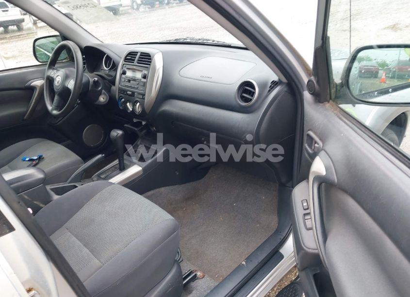 Photo 5 of 2004 Toyota Rav4 (VIN JTEGD20V440008811)