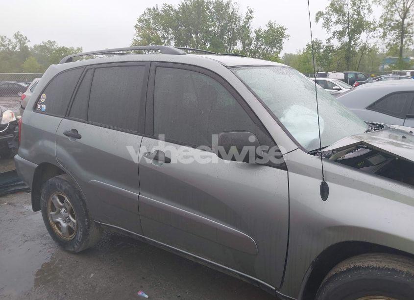 Photo 13 of 2004 Toyota Rav4 (VIN JTEGD20V440010736)