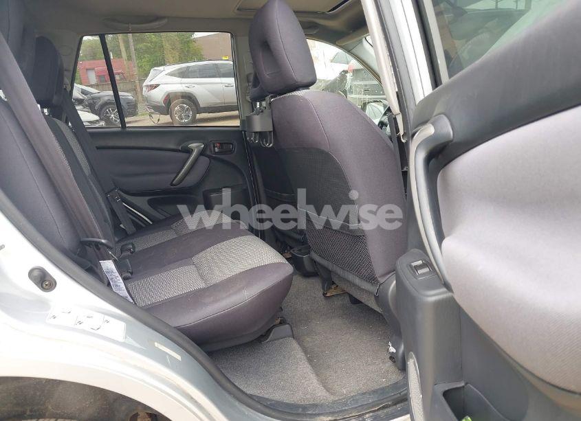 Photo 8 of 2004 Toyota Rav4 (VIN JTEGD20V440044689)