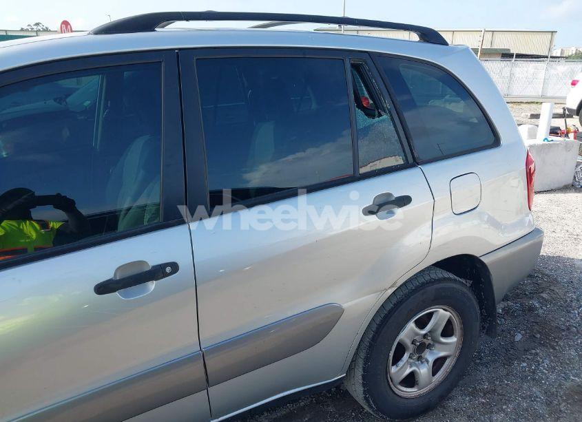 Photo 6 of 2004 Toyota Rav4 (VIN JTEGD20V540009059)