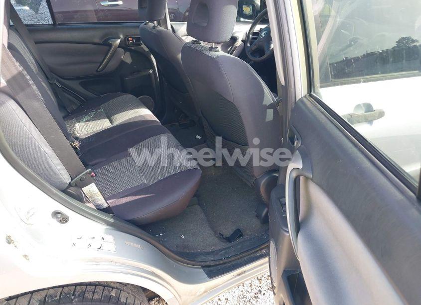 Photo 8 of 2004 Toyota Rav4 (VIN JTEGD20V540009059)