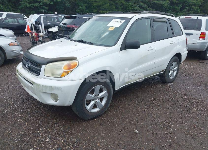 Photo 2 of 2004 Toyota Rav4 (VIN JTEGD20V640038781)