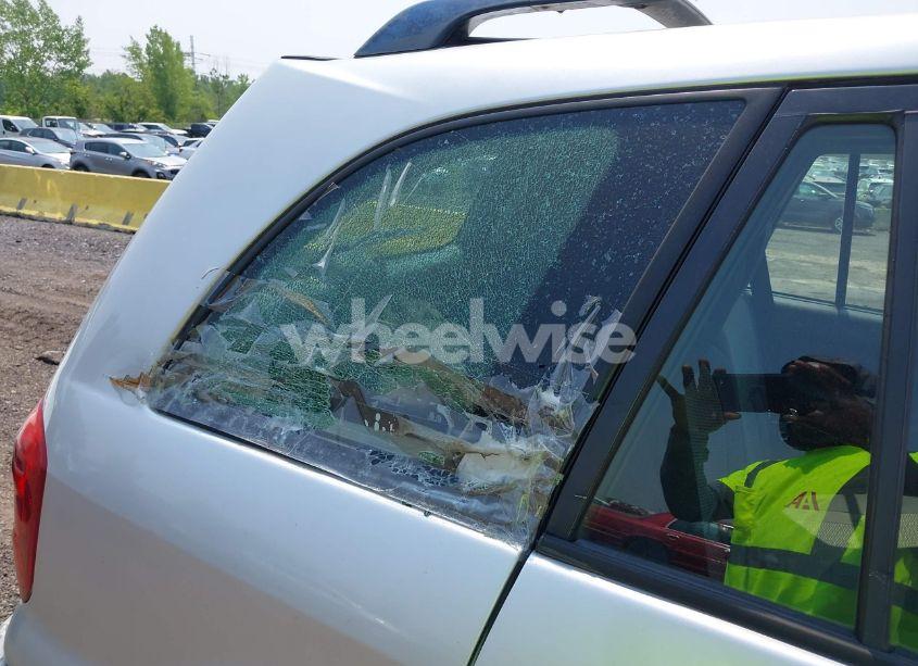 Photo 12 of 2004 Toyota Rav4 (VIN JTEGD20V740022654)