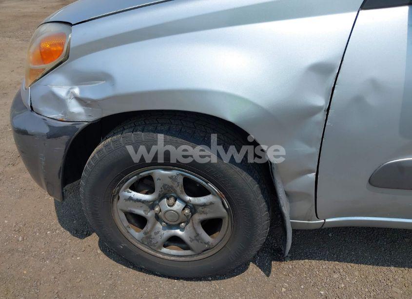 Photo 6 of 2004 Toyota Rav4 (VIN JTEGD20V740022654)