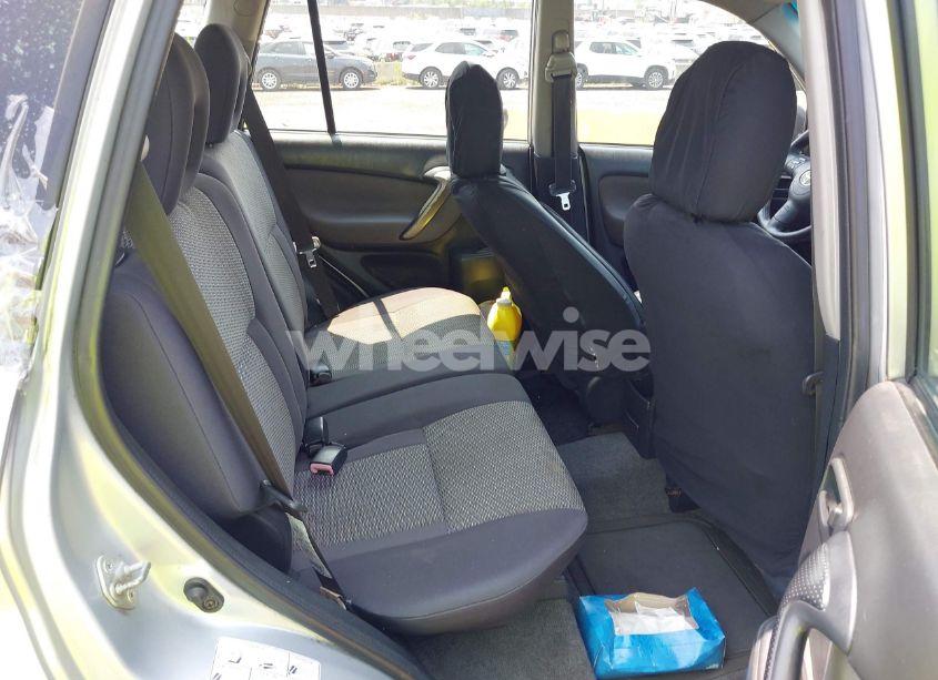 Photo 8 of 2004 Toyota Rav4 (VIN JTEGD20V740022654)