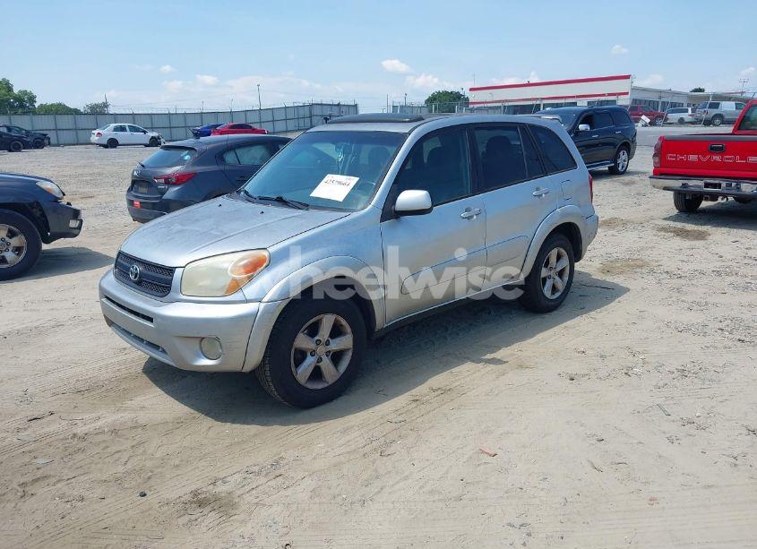 Photo 2 of 2004 Toyota Rav4 (VIN JTEGD20V740039633)