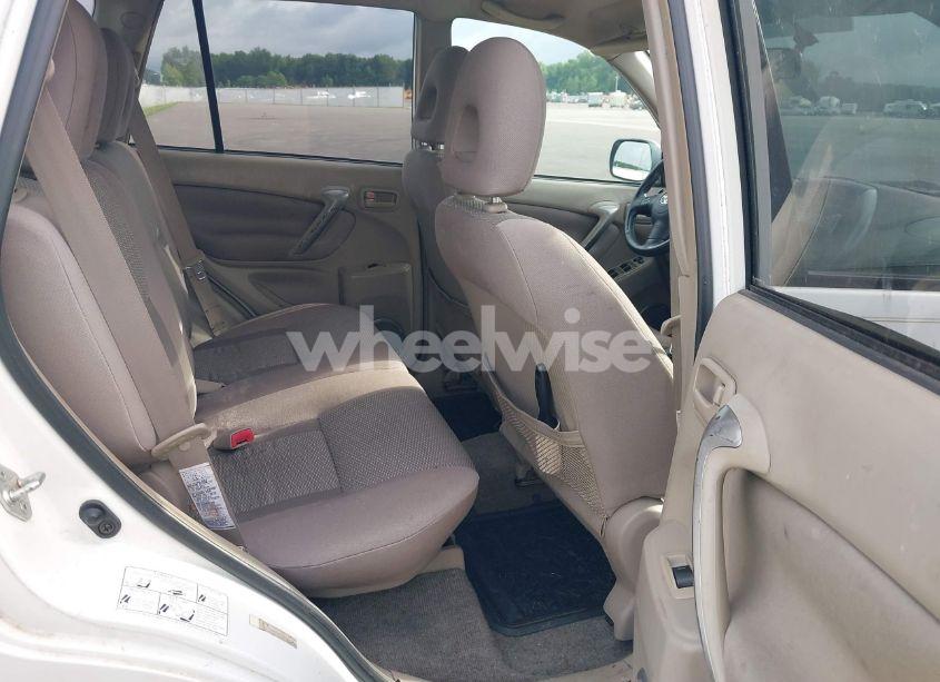 Photo 8 of 2004 Toyota Rav4 (VIN JTEGD20V940006150)