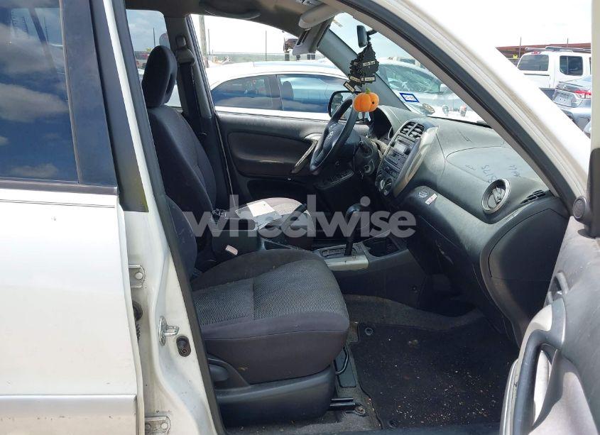 Photo 5 of 2004 Toyota Rav4 (VIN JTEGD20VX40028321)