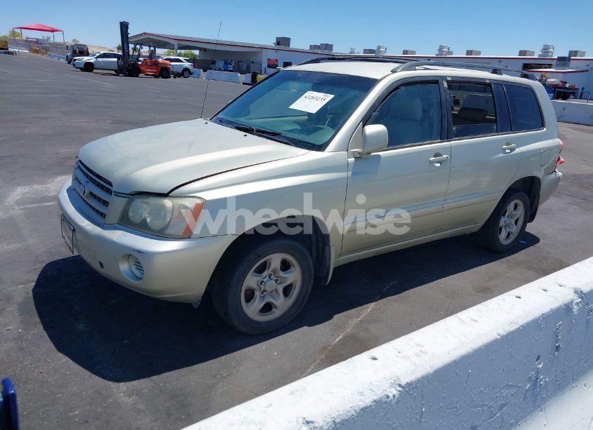 Photo 2 of 2003 Toyota Highlander (VIN JTEGD21A030060835)