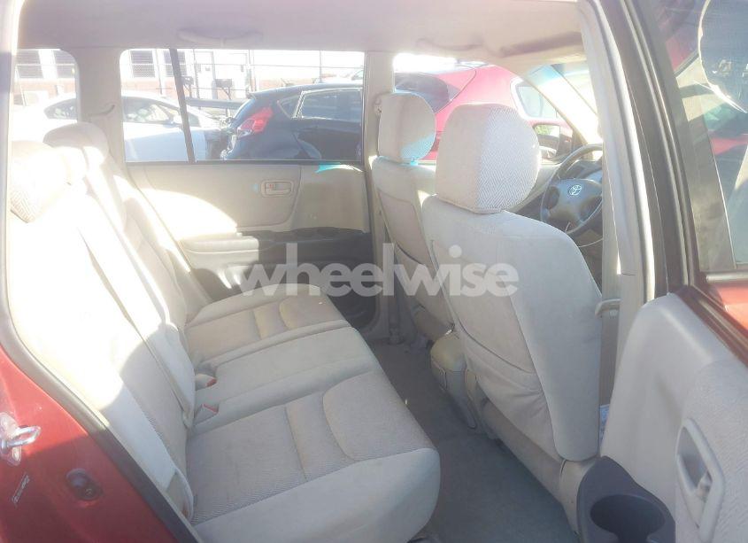 Photo 8 of 2003 Toyota Highlander (VIN JTEGD21A030070166)