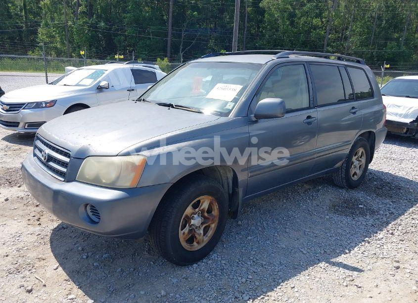 Photo 2 of 2001 Toyota Highlander (VIN JTEGD21A110013701)