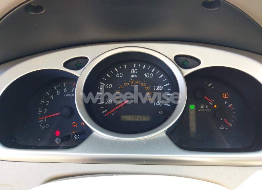 Photo 7 of 2005 Toyota Highlander (VIN JTEGD21A250106698)