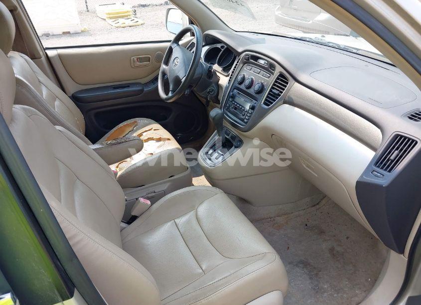 Photo 5 of 2001 Toyota Highlander (VIN JTEGD21A310017801)