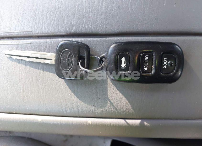 Photo 11 of 2003 Toyota Highlander (VIN JTEGD21A330073160)