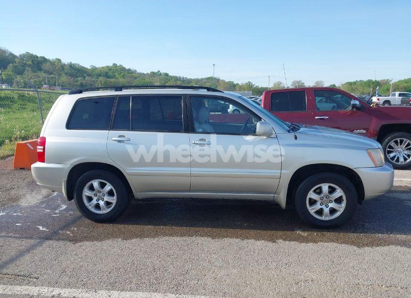 Photo 13 of 2003 Toyota Highlander (VIN JTEGD21A330073160)