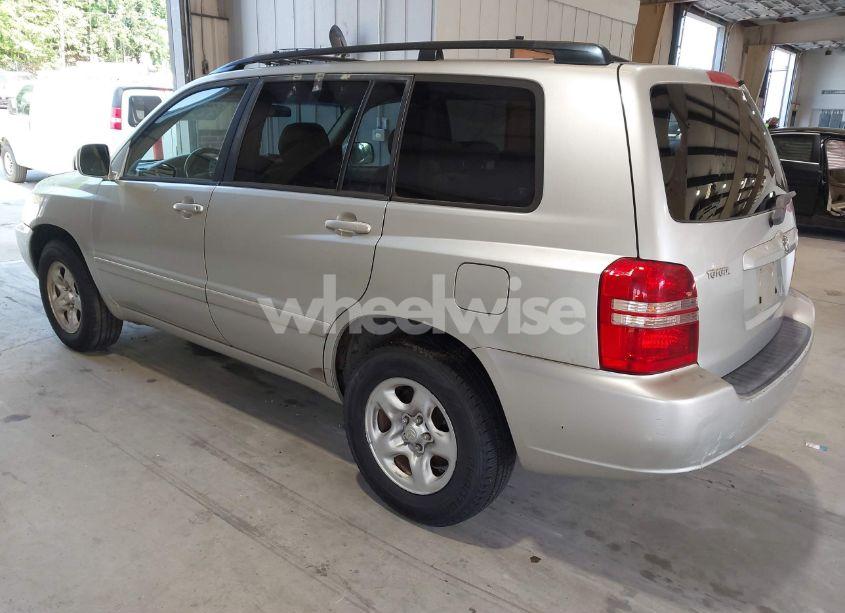 Photo 3 of 2003 Toyota Highlander (VIN JTEGD21A430067514)