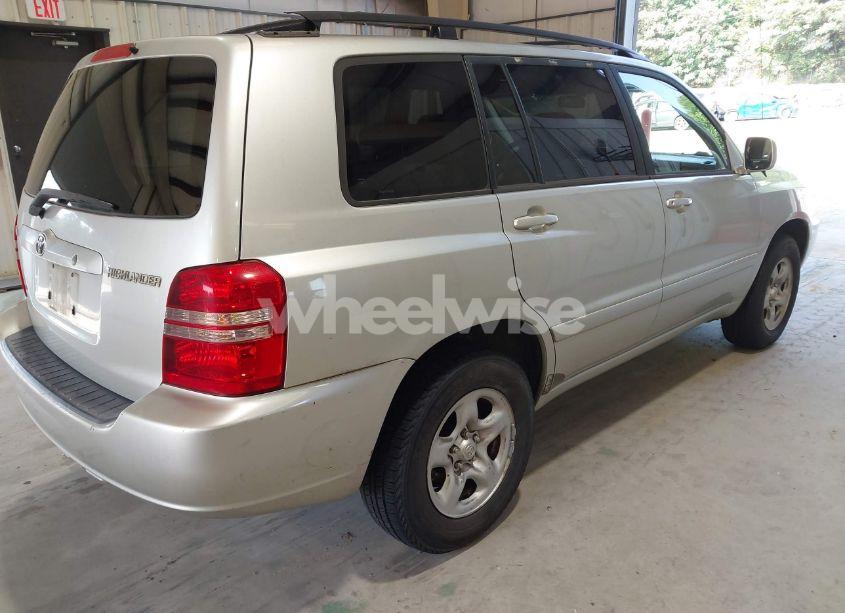 Photo 4 of 2003 Toyota Highlander (VIN JTEGD21A430067514)