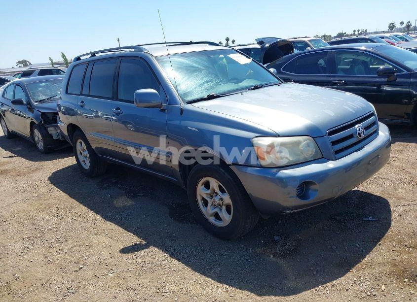2006 Toyota Highlander (VIN JTEGD21A460142717) main photo