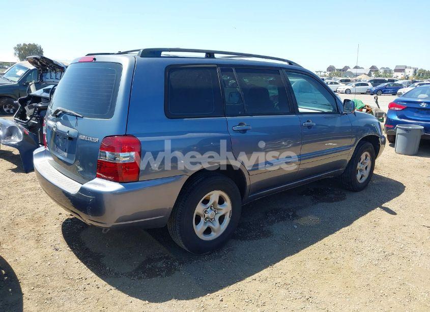 Photo 4 of 2006 Toyota Highlander (VIN JTEGD21A460142717)