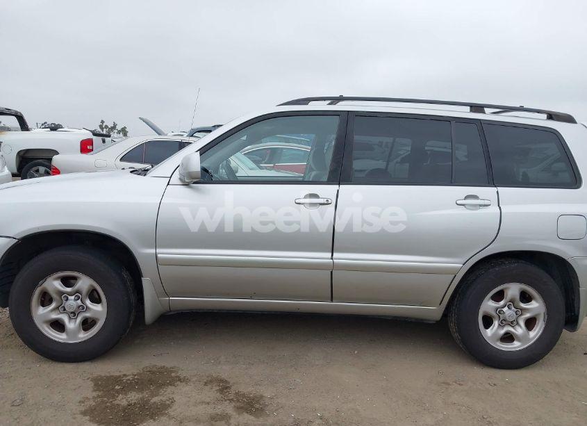 Photo 14 of 2002 Toyota Highlander (VIN JTEGD21A520038487)