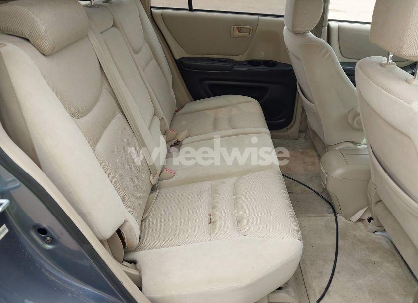 Photo 8 of 2003 Toyota Highlander (VIN JTEGD21A530050351)