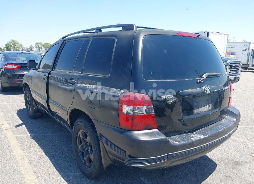 Photo 6 of 2005 Toyota Highlander (VIN JTEGD21A650114156)