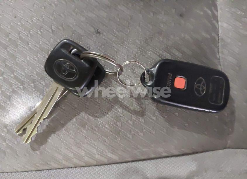 Photo 11 of 2006 Toyota Highlander (VIN JTEGD21A660145358)