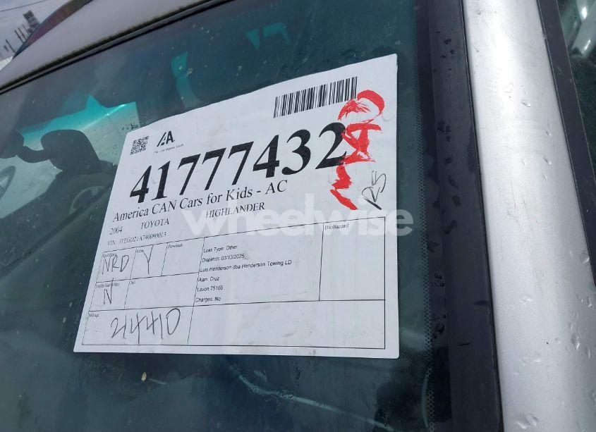 Photo 12 of 2004 Toyota Highlander (VIN JTEGD21A740090013)