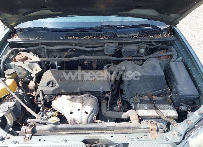 Photo 10 of 2005 Toyota Highlander (VIN JTEGD21A850131282)