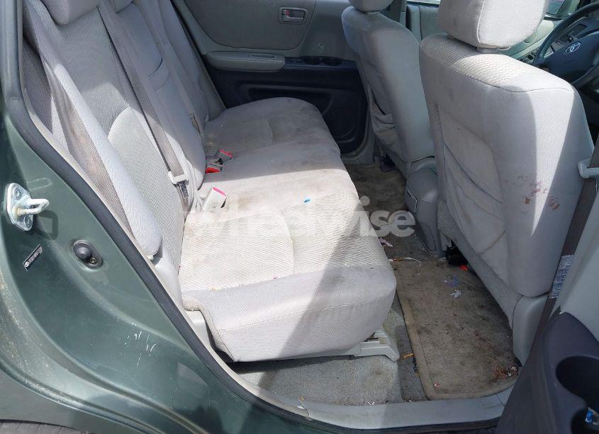 Photo 8 of 2005 Toyota Highlander (VIN JTEGD21A850131282)