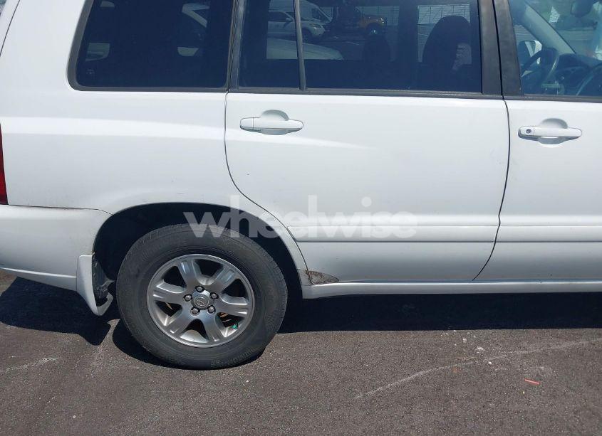 Photo 6 of 2006 Toyota Highlander (VIN JTEGD21A860141215)