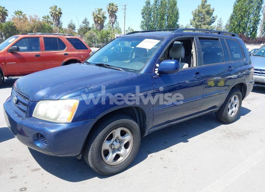 Photo 2 of 2002 Toyota Highlander (VIN JTEGD21A920033132)