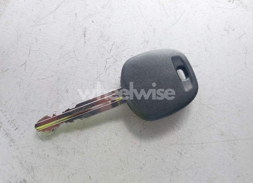 Photo 11 of 2005 Toyota Highlander (VIN JTEGD21A950106052)